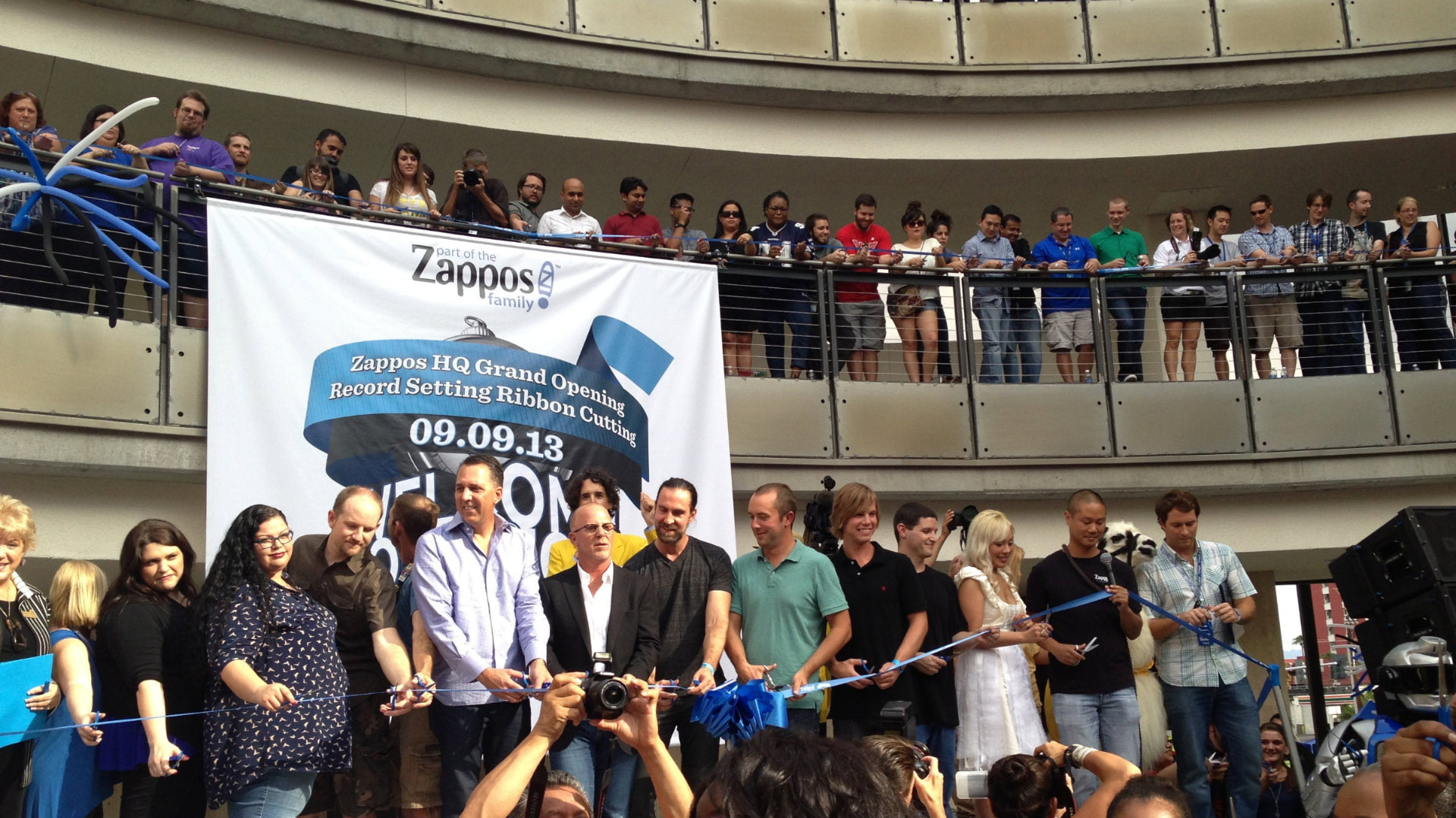 Zappos HQ grand opening record-setting ribbon cutting
